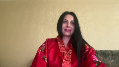 Snapshot of honeyvibe26 chatting on 05-14-26, 02:46 honeyvibe26 online show from 05-14-26, 02:46