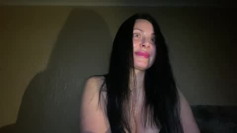 Snapshot of honeyvibe26 chatting on 05-16-26, 09:13 honeyvibe26 online show from 05-16-26, 09:13