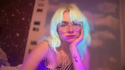 Emi Rose online show from 01-17-26, 06:07