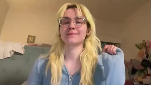 Emi Rose online show from 03-04-26, 06:41