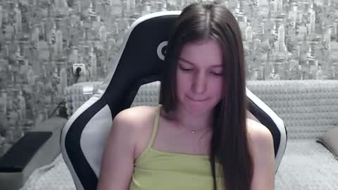 Snapshot of honeyynancyy chatting on 01-03-25, 01:25 Nancy online show from 01-03-25, 01:25