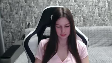 Snapshot of honeyynancyy chatting on 02-11-25, 02:46 Nancy online show from 02-11-25, 02:46