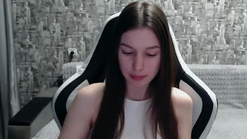 Snapshot of honeyynancyy chatting on 03-01-25, 12:56 Nancy online show from 03-01-25, 12:56