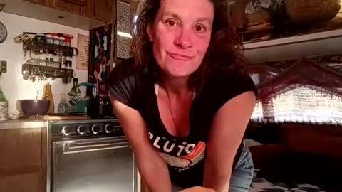 hoodoou online show from 01-05-26, 11:52