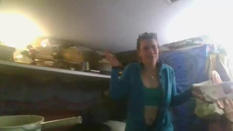 hoodoou online show from 01-13-26, 02:28