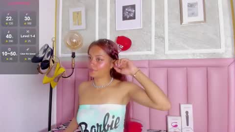 holly online show from 02-17-26, 08:59