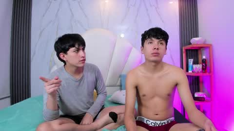 hoot_booys_ online show from 04-07-26, 08:42