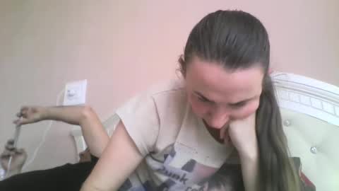 Snapshot of hootloove69 chatting on 05-03-26, 01:39 hootloove69 online show from 05-03-26, 01:39