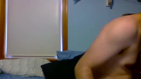 hornemike127 online show from 01-01-25, 03:35