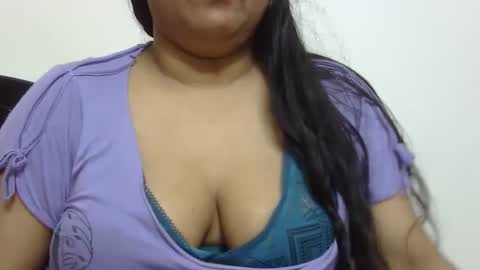 Snapshot of horneydesibabe chatting on 12-30-24, 12:54 horneydesibabe online show from 12-30-24, 12:54