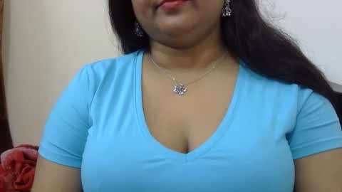 Snapshot of horneydesibabe chatting on 12-31-24, 05:51 horneydesibabe online show from 12-31-24, 05:51