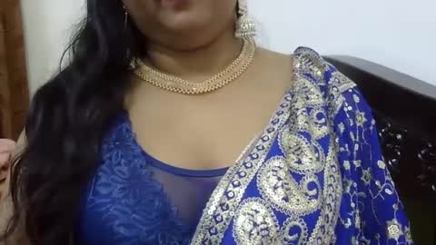 Snapshot of horneydesibabe chatting on 01-16-25, 07:31 horneydesibabe online show from 01-16-25, 07:31