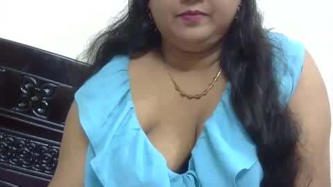 Snapshot of horneydesibabe chatting on 09-11-25, 05:35 horneydesibabe online show from 09-11-25, 05:35