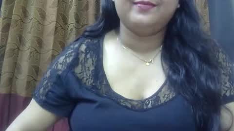 Snapshot of horneydesibabe chatting on 09-28-25, 09:20 horneydesibabe online show from 09-28-25, 09:20