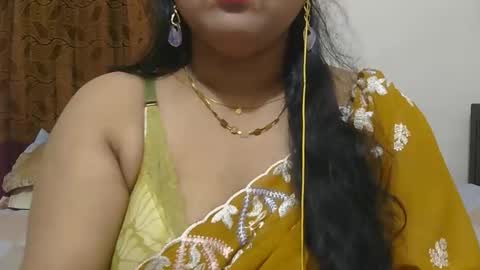Snapshot of horneydesibabe chatting on 10-05-25, 12:25 horneydesibabe online show from 10-05-25, 12:25