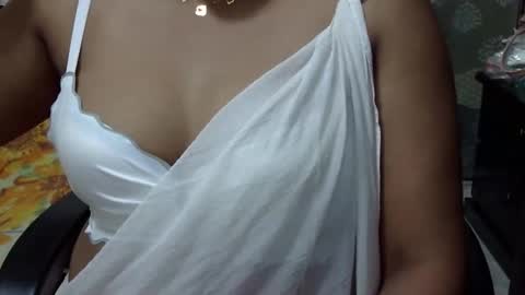 Snapshot of horneydesibaby chatting on 11-02-25, 06:21 horneydesibaby online show from 11-02-25, 06:21