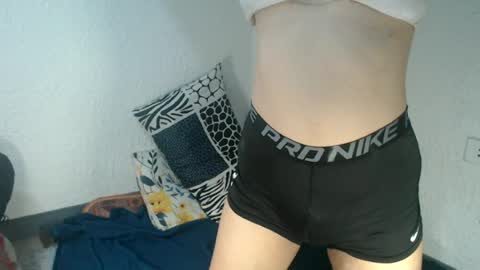 Snapshot of horniestleah chatting on 06-29-26, 12:49 horniestleah online show from 06-29-26, 12:49