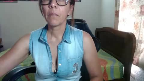 Snapshot of horny_and_daring chatting on 04-29-26, 07:09 horny and daring online show from 04-29-26, 07:09