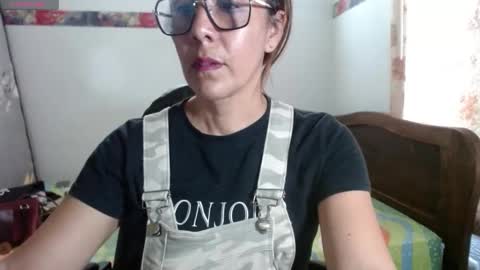 Snapshot of horny_and_daring chatting on 05-15-26, 08:05 horny and daring online show from 05-15-26, 08:05