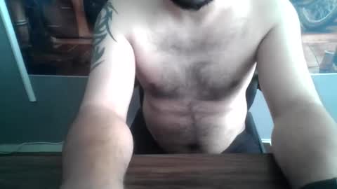 Snapshot of horny_cock31 chatting on 05-27-26, 07:05 pussy slapper online show from 05-27-26, 07:05