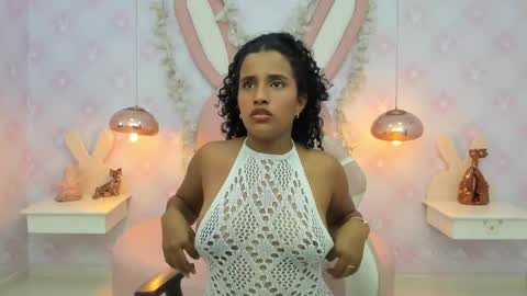 Snapshot of horny_curlss chatting on 05-19-26, 03:35 Horny Curls online show from 05-19-26, 03:35