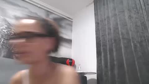 horny_dream2 online show from 09-10-25, 11:38