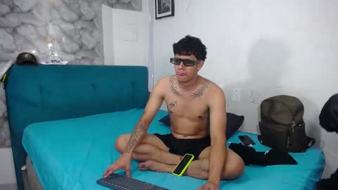 Snapshot of horny_guyscg1 chatting on 01-12-26, 05:51 MILET Y FOX online show from 01-12-26, 05:51