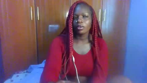 Snapshot of horny_hearts chatting on 09-24-25, 05:22 phanice online show from 09-24-25, 05:22