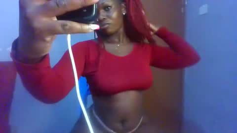 Snapshot of horny_hearts chatting on 09-30-25, 07:13 phanice online show from 09-30-25, 07:13