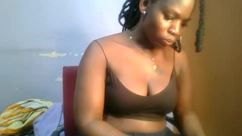 Snapshot of horny_hearts chatting on 11-01-25, 02:41 phanice online show from 11-01-25, 02:41