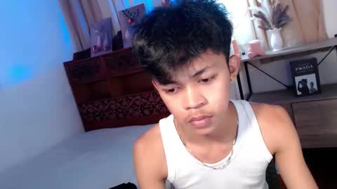 Snapshot of horny_joshxxx chatting on 06-08-26, 05:08 horny_joshxxx online show from 06-08-26, 05:08