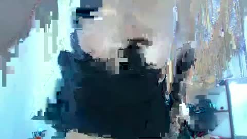Snapshot of horny_mommy17 chatting on 01-22-25, 07:13 armina online show from 01-22-25, 07:13