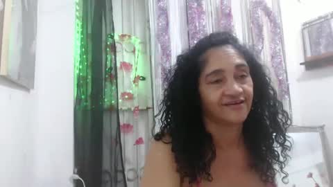 Snapshot of horny_mommy17 chatting on 01-24-25, 07:18 armina online show from 01-24-25, 07:18