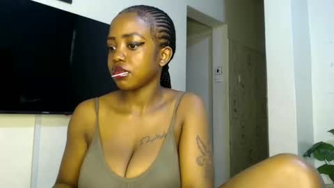 Snapshot of horny_princcess chatting on 12-16-24, 08:31 horny_princcess online show from 12-16-24, 08:31