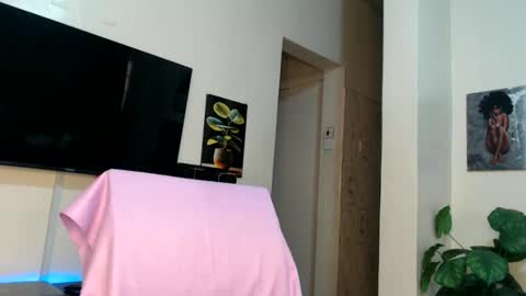 Snapshot of horny_princcess chatting on 01-18-25, 06:13 horny_princcess online show from 01-18-25, 06:13