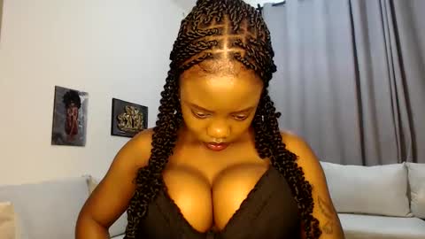 Snapshot of horny_princcess chatting on 10-11-25, 08:18 horny_princcess online show from 10-11-25, 08:18