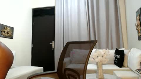 horny_princcess online show from 11-26-25, 05:41