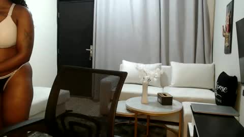 horny_princcess online show from 04-03-26, 01:42