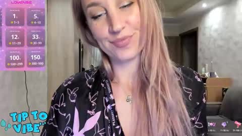 Snapshot of horny_princess_tasha chatting on 12-03-24, 02:38 Tasha online show from 12-03-24, 02:38