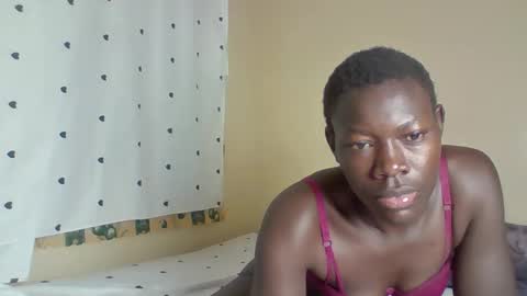 Snapshot of horny_sexxxy_girl chatting on 01-14-26, 06:57 Milly online show from 01-14-26, 06:57