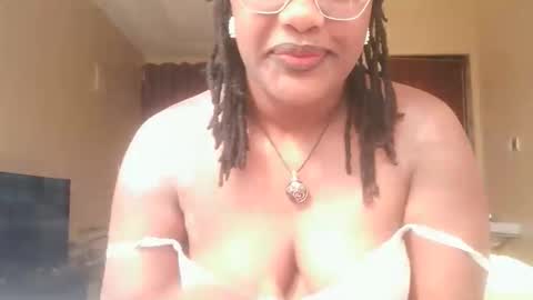 Lucy online show from 11-02-25, 05:54