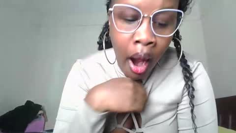 Snapshot of horny_sexxy_babe chatting on 02-28-26, 12:06 Lucy online show from 02-28-26, 12:06