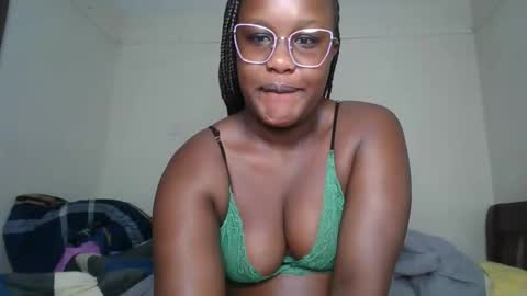 Snapshot of horny_sexxy_babe chatting on 03-08-26, 12:31 Lucy online show from 03-08-26, 12:31