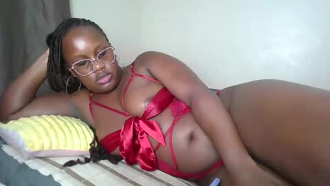 Snapshot of horny_sexxy_babe chatting on 03-16-26, 06:01 Lucy online show from 03-16-26, 06:01