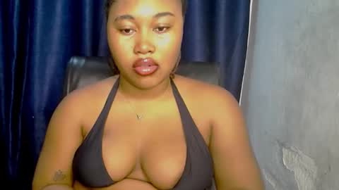 Miss Zanele online show from 11-23-25, 12:38