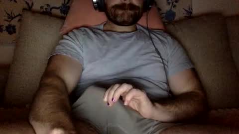 horny_thick_cock online show from 09-25-25, 04:27