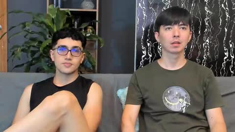 Alex and Camilo online show from 09-22-25, 08:44