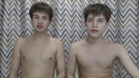 Snapshot of hornybadbunny chatting on 11-09-25, 08:07 Tony online show from 11-09-25, 08:07