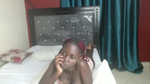 Bella online show from 03-05-25, 02:03