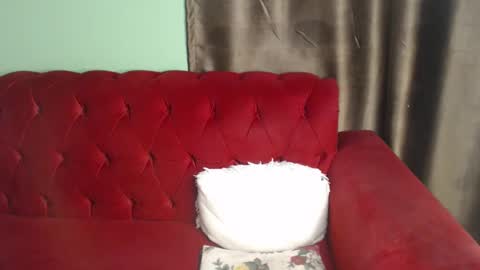 Bella online show from 03-08-25, 05:17